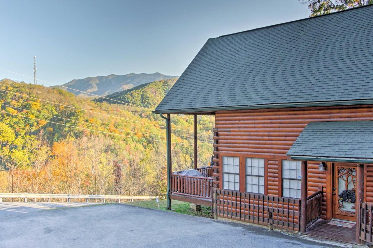 Expansive Gatlinburg Cabin Hot Tub, Deck And Grill! ภายนอก รูปภาพ